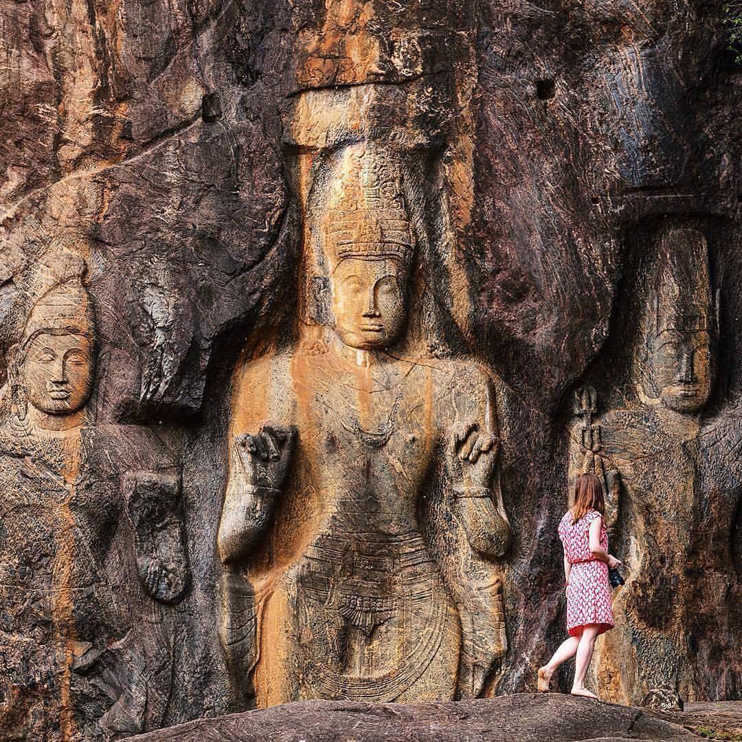 Buduruwagala Temple visit